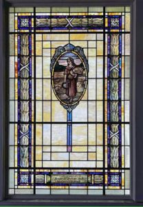 HERITAGE-STAINED-GLASS-VERT-450-650p